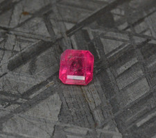 Red Beryl, Red Emerald