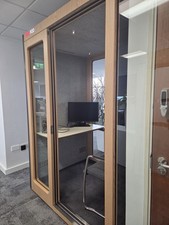 BusyPod Medium Work Office Meeting Pod