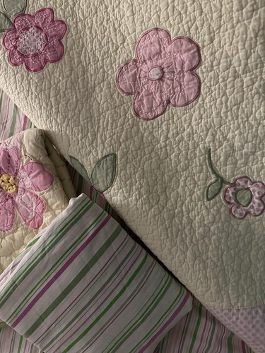 Jilians closet quilt and - closet,