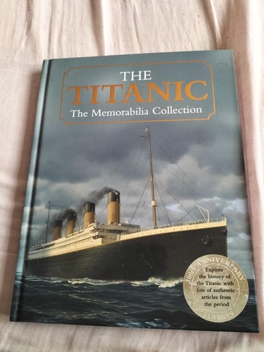 Hardback the titanic - -,