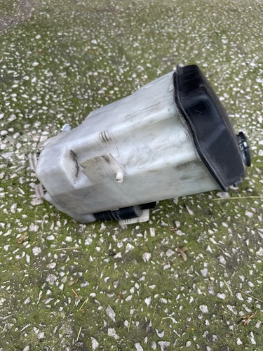 Bmw e46 window washer tank - 3,