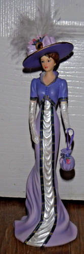 Highland beauty figurine lady - figurine,