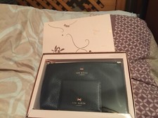 Ted Baker Bow Washbag And Mirror Set 
