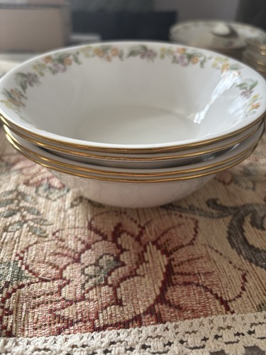 Royal kent bone - 4, floral