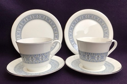 Royal doulton - royal,