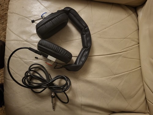 Beyer dt100 headphones - beyer,