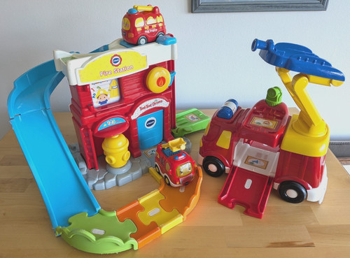 Tech toot fire - toot, station