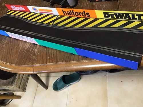 Scalextric slot cars scenery - cars,