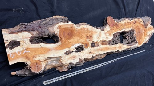 Pippy yew resin - pippy, coffee
