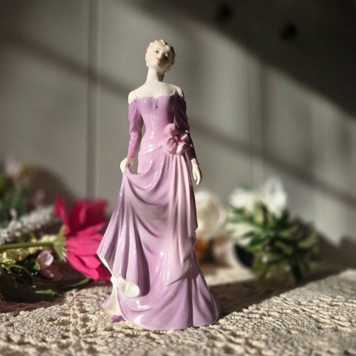 Coalport ladies fashion - ladies, of