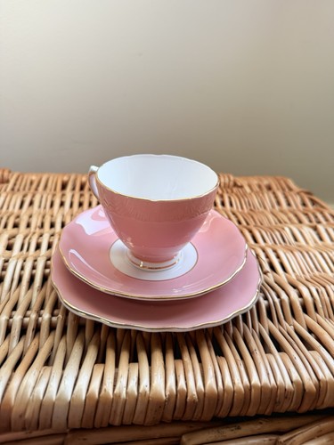 Vtg colclough pink bone china - bone,