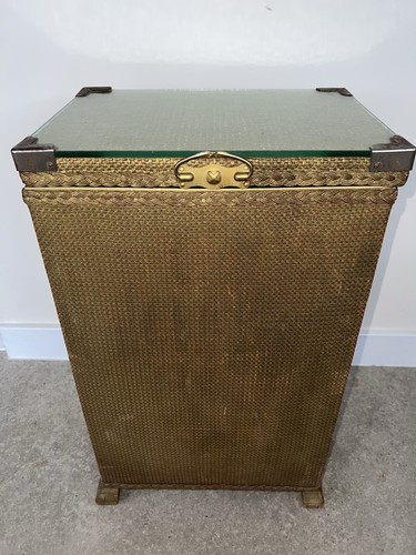 Lloyd loom lusty - lusty, laundry