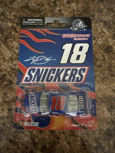 Kyle busch snickers - busch, 1/64