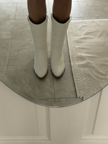 Women white cowgirl boots - women’s,