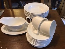 ROYAL ALBERT Bone China White . Profile style Incomplete Set very good condition