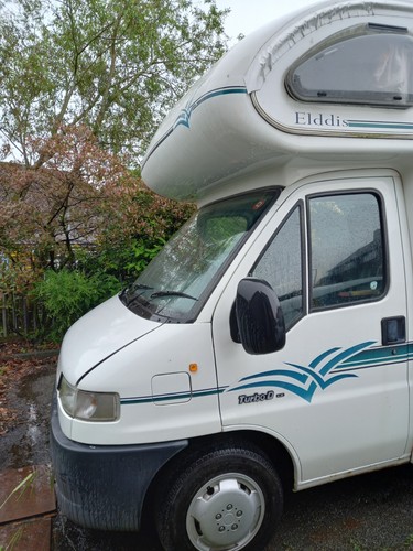 Reg 2000 peugeot - w,