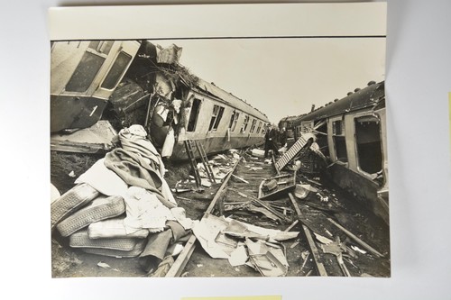 Train crash derailment - train,