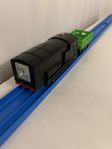 Trackmaster tomy diesel train - tomy,