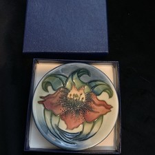 Moorcroft Anna Lily pin dish And Box. Signed By Philip Gibson