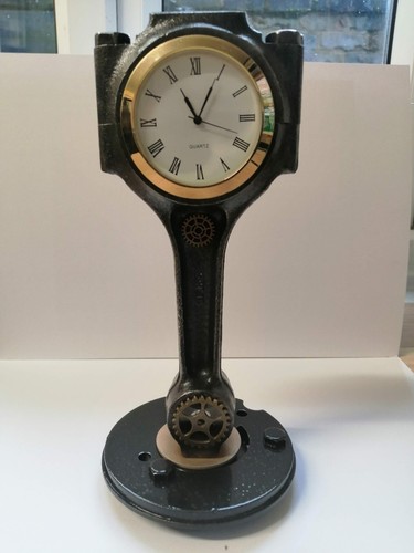 Handmade engine conrod clock