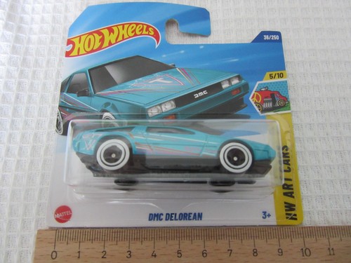 Dmc delorean hot wheels - hot,