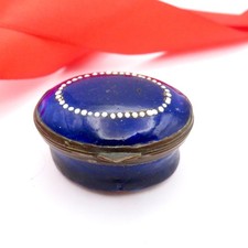 Bilston enamel patch box