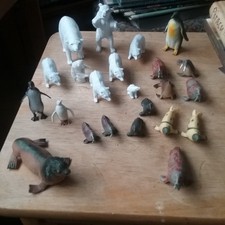 23 small plastic animals