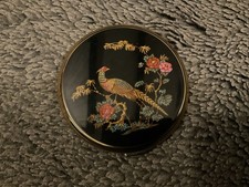 Stratton Vintage Powder