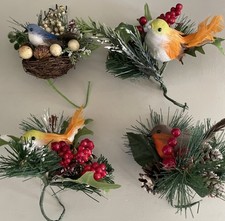 4 x Vintage Feather Birds Robin Holly Christmas Tree Ornaments Decorations