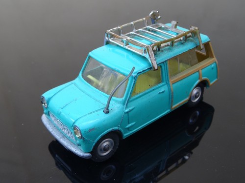 Corgi toys 485 austin mini - toys,