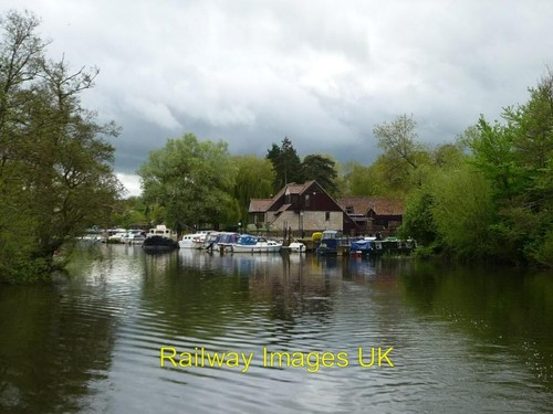Photo canal moorings - -,
