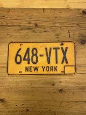 Vintage New York US Car License Plate 648-VTX