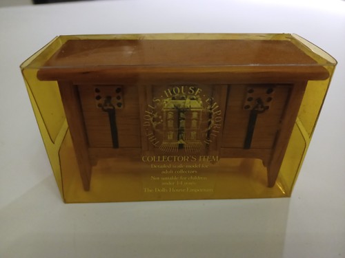 Dolls house 12th scale - dolls,