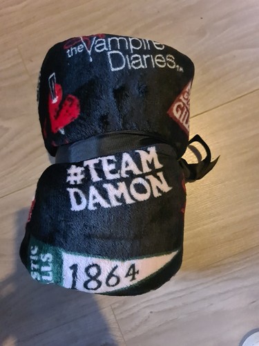 Vampire diaries mystic falls - diaries,