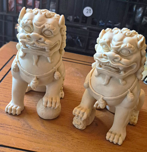 Chinese foo dog - dog, guardian