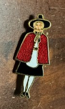 GUY FAWKES PIN BADGE COLLECTABLE BADGE 