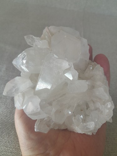 Large clear quartz cluster - large,