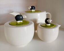Herdy Tea Pot / Sugar Bowl /
