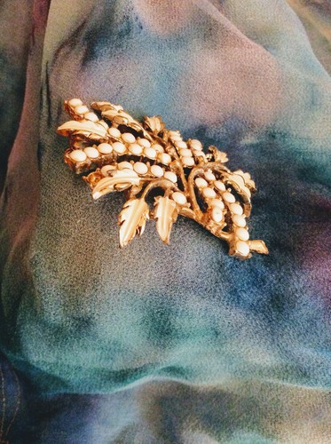 Vintage brooch floral - floral, bouquet