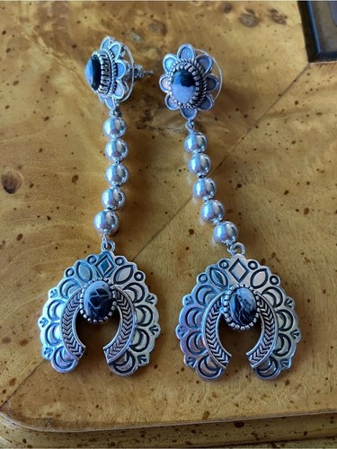 White buffalo turquoise - white,