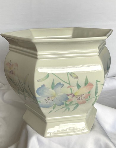 Large vintage royal winton - large,