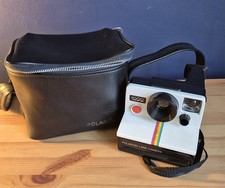 VINTAGE POLAROID LAND CAMERA