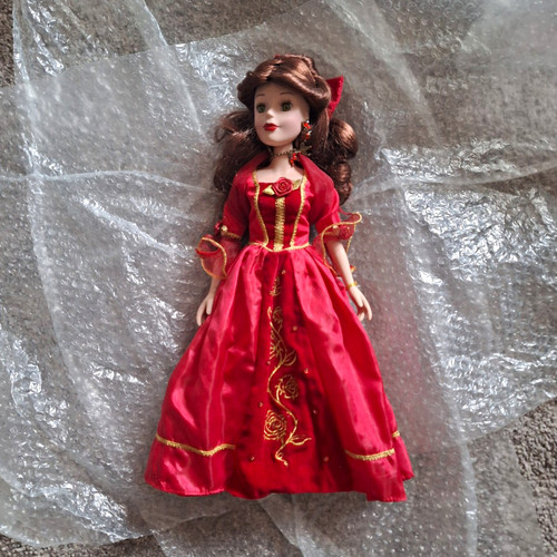Belle disney porcelain doll - belle,