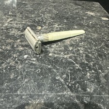 Vintage Gillette 1960 Slim