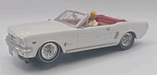 Carrera Evolution Goldfinger FORD MUSTANG James BOND Slot Car Scalextric 007