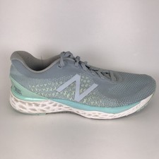 New Balance  Women 880v10