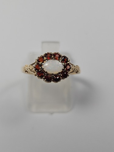 9ct gold garnet - &, opal