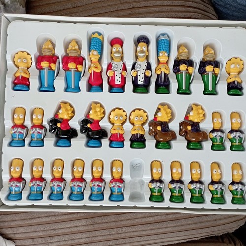 The simpsons vintage chess - the,