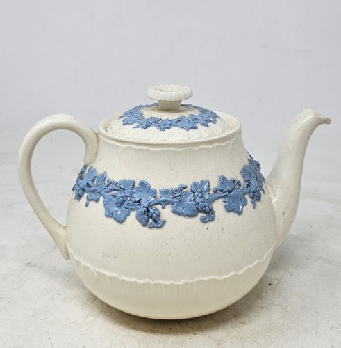 Vintage wedgwood embossed - vintage,