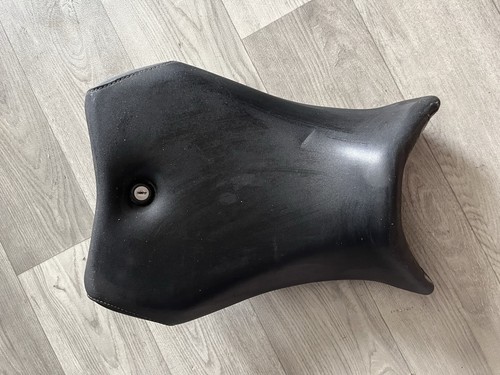 Yamaha yzf r125 riders seat - yamaha,